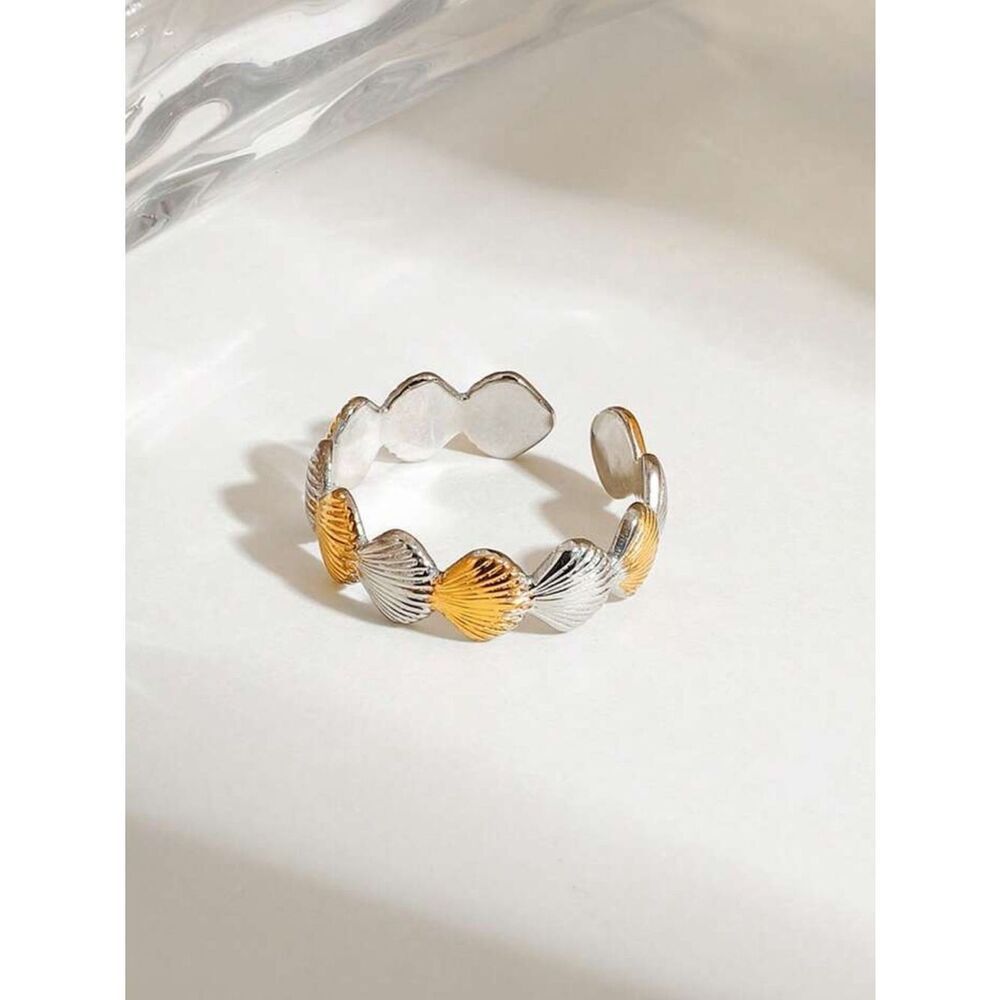 Shell Ring #2573 - Picture 2 of 5